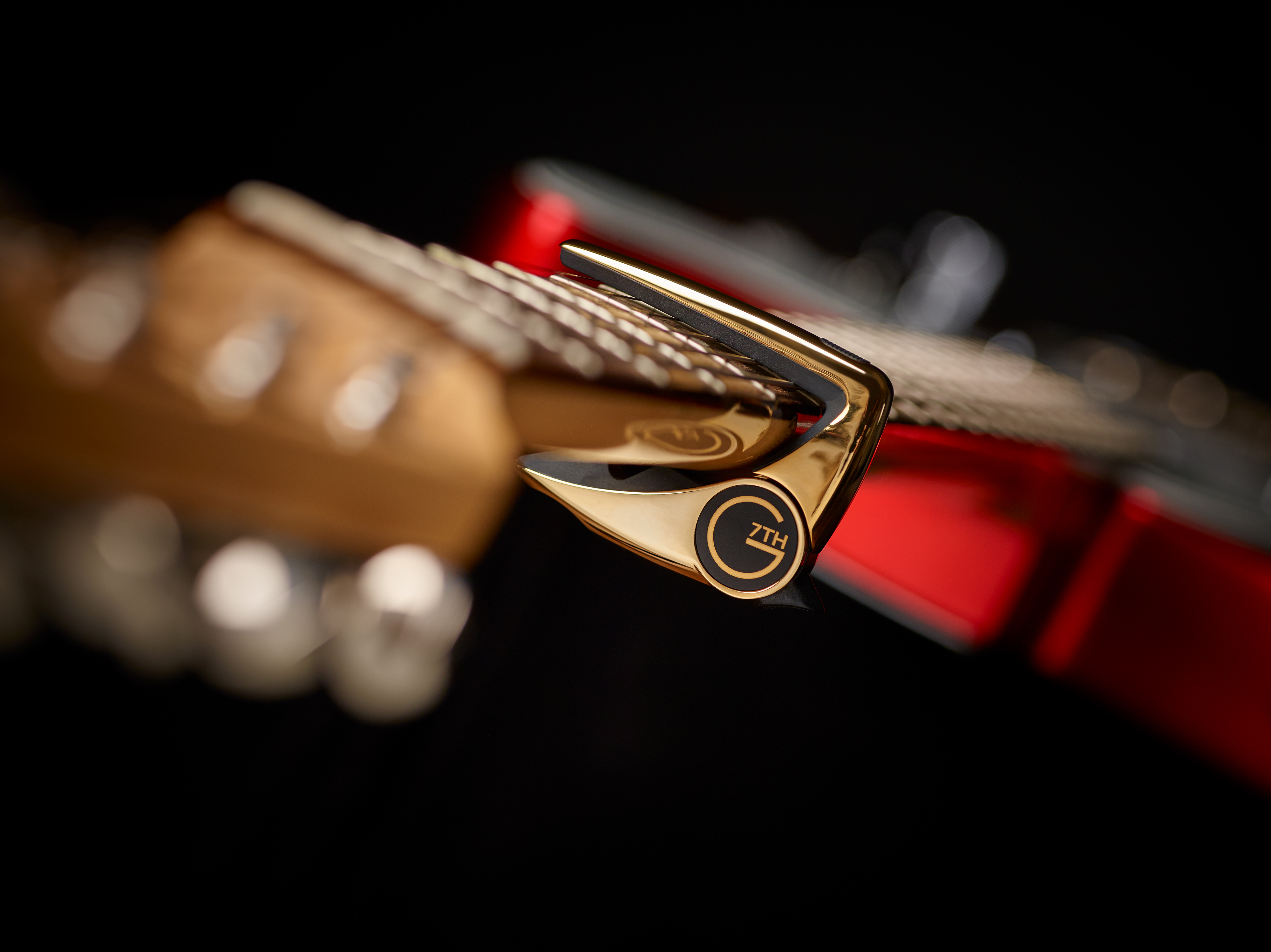 Performance 2 (Steel String 18kt Gold Plate) on electric guitar